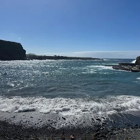 Tili With Ocean View Apartament